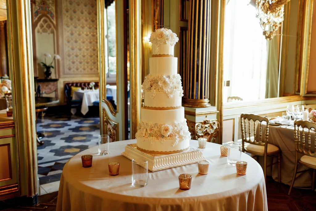 Cake Table Hire Schofields
